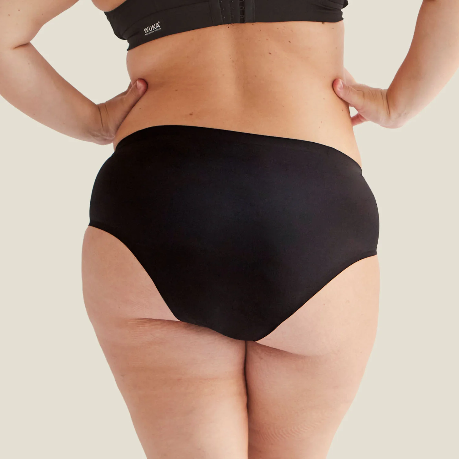 WUKA Drytech™ Midi Brief - For Light Leaks - Black - Image 3